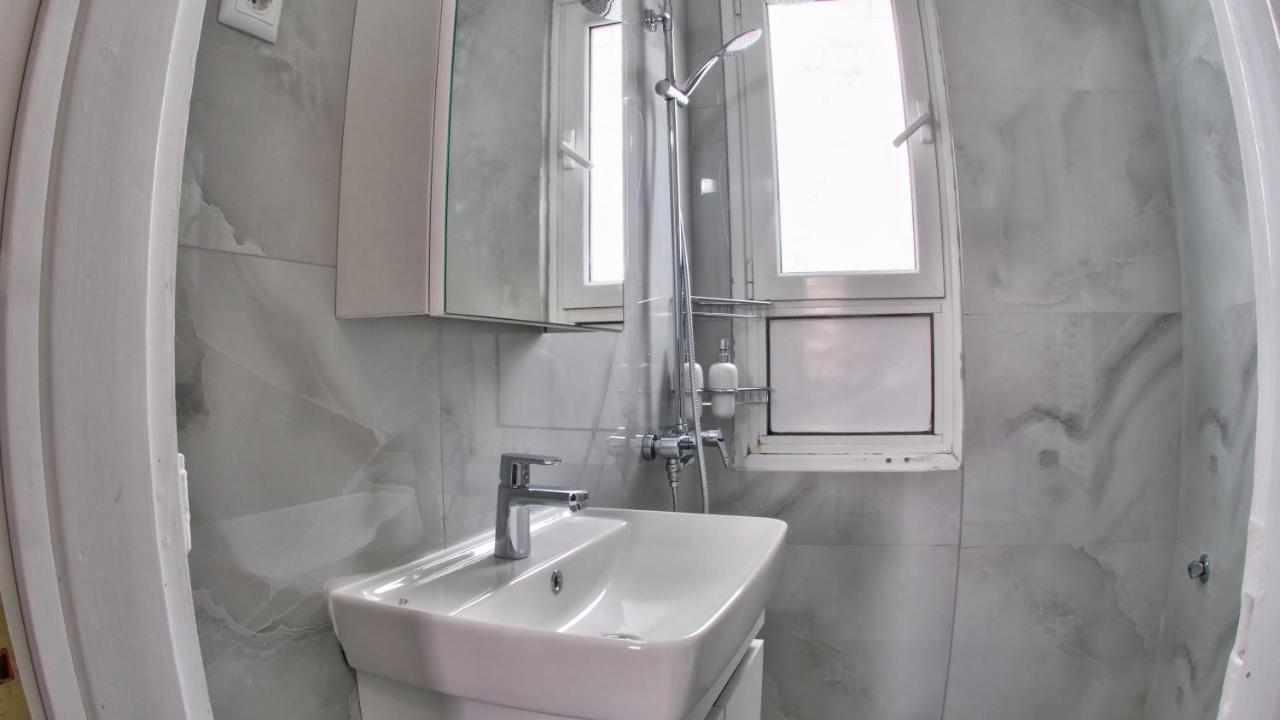 Heart-Warming Eleni Apartment In Corfu Town ภายนอก รูปภาพ