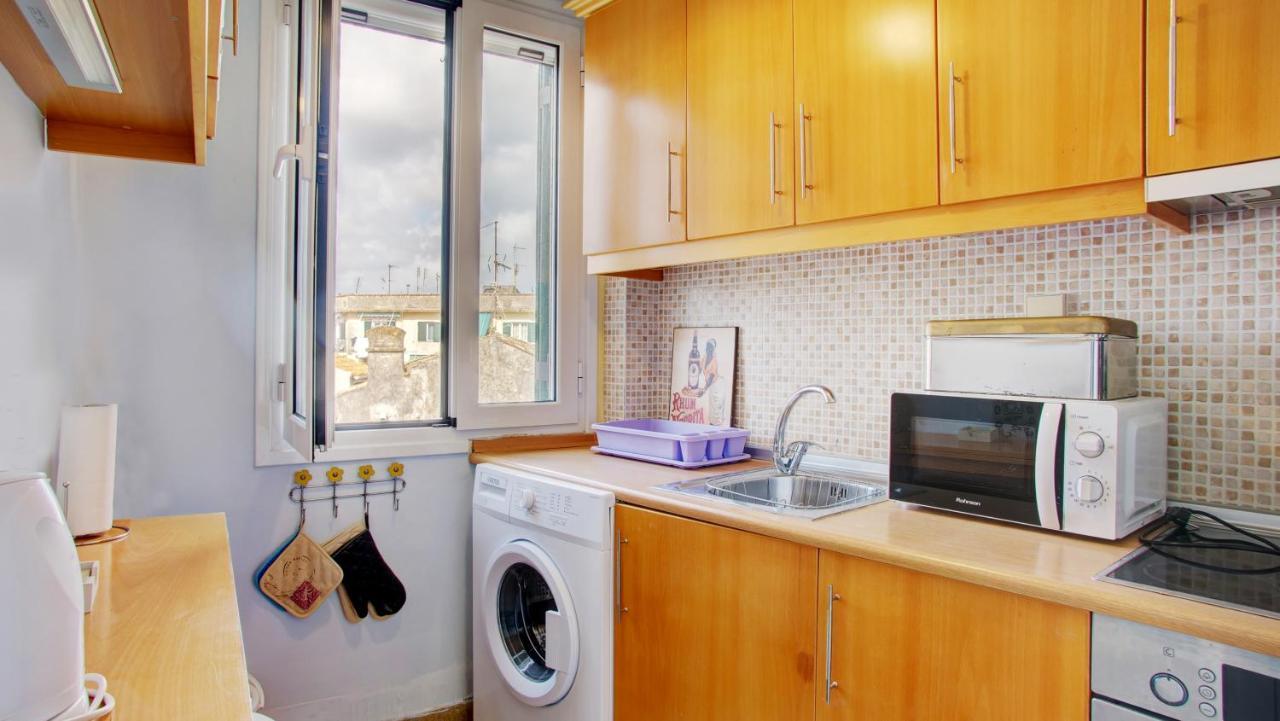 Heart-Warming Eleni Apartment In Corfu Town ภายนอก รูปภาพ