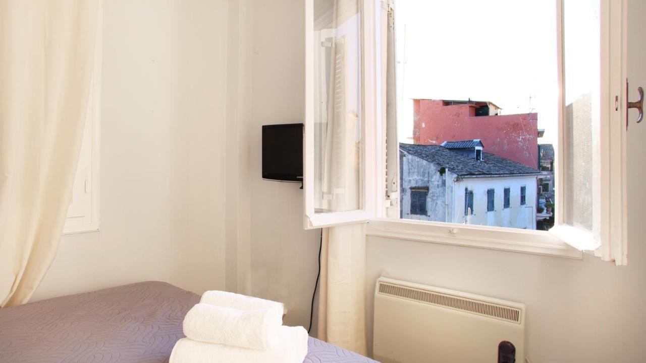 Heart-Warming Eleni Apartment In Corfu Town ภายนอก รูปภาพ